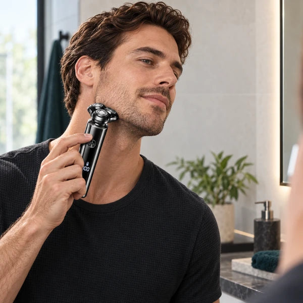 Model 362 Triple-Head Shaver